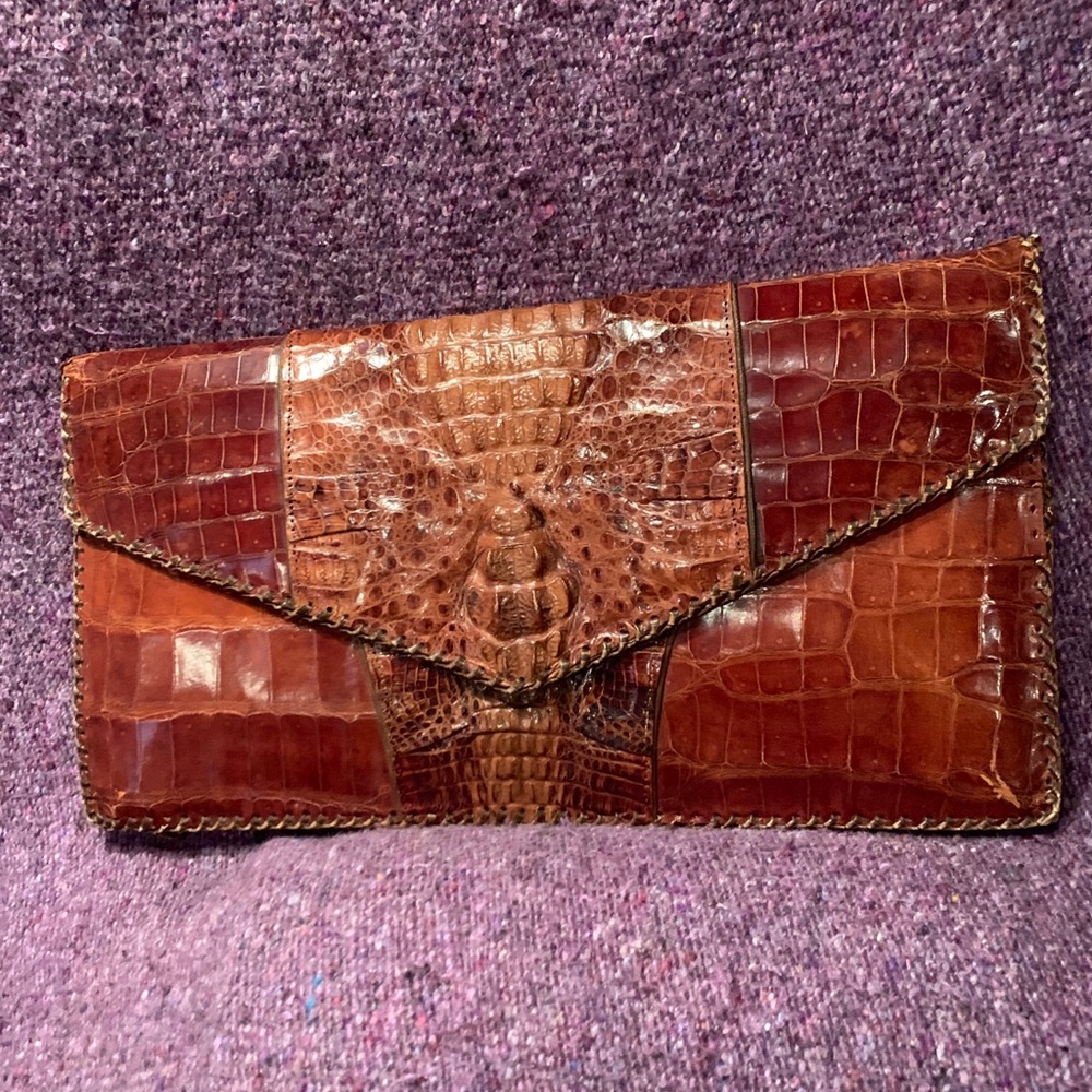 🌻Vintage🌻 🐊 Crocodile Leather Clutch 🐊
